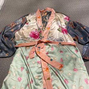 Ladies handmade silk robe, size medium